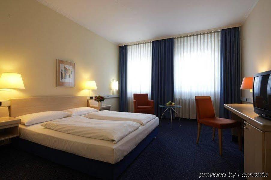 Intercityhotel Stuttgart Exterior photo